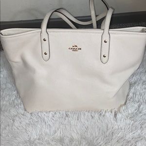 Coach City Crossgrain Chalk Leather Tote